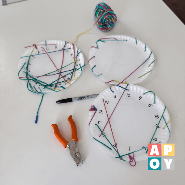 paper plate lacing